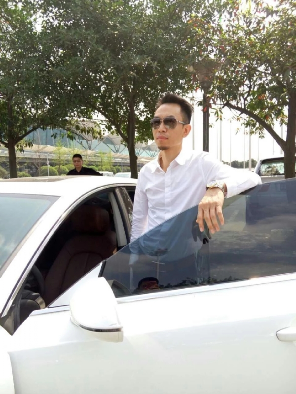 杨岳的第一张照片--平和婚介网