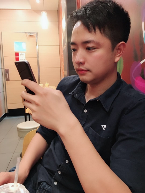 闭月的第三张照片--平和婚介网