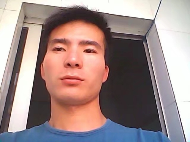 冰冻水果郎的第一张照片--平和婚介网