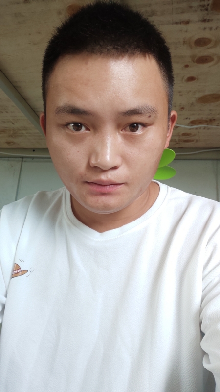 水里面的云呀的第一张照片--平和婚介网