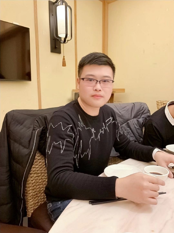 YIDA的第一张照片--平和婚介网
