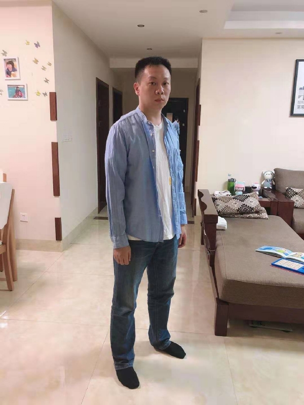以勒的第一张照片--平和婚介网