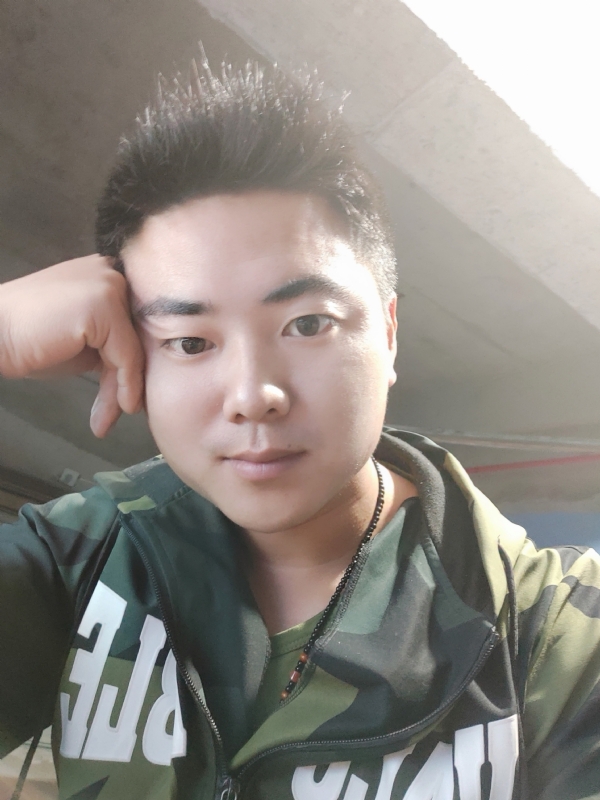 上门女婿的第一张照片--平和婚介网