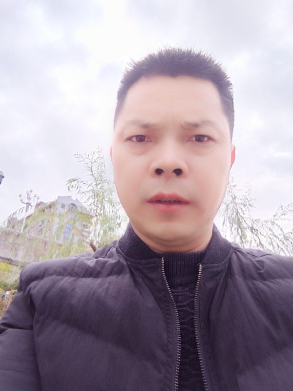 随缘的第一张照片--平和婚介网