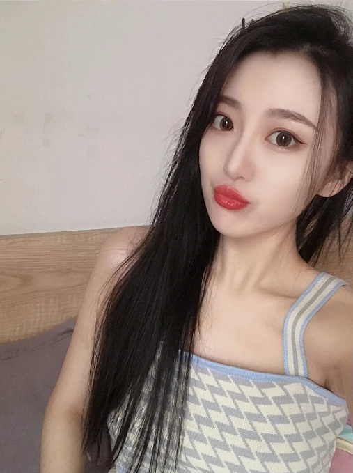 倩倩的第一张照片--平和婚介网