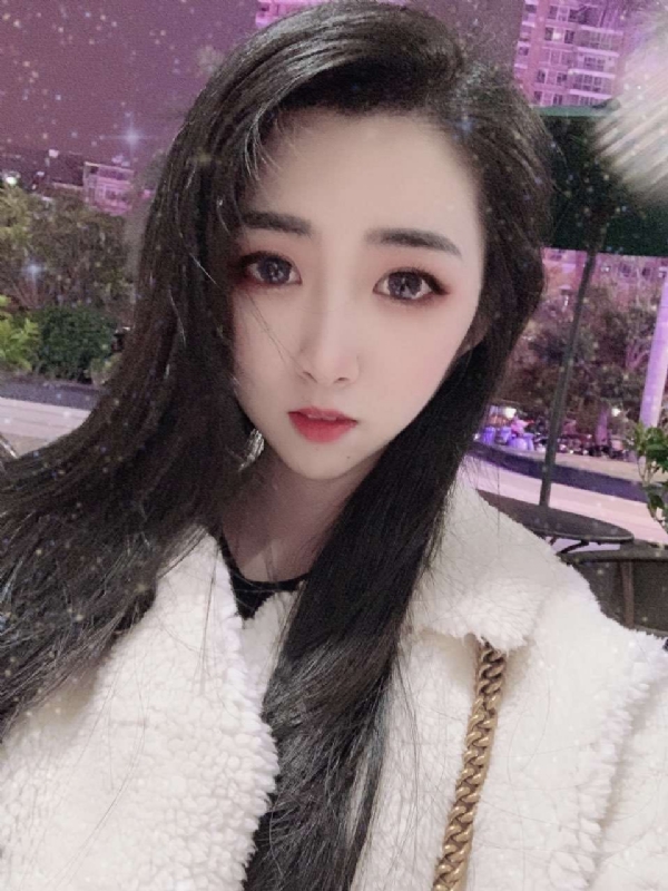妮可的第一张照片--平和婚介网