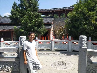 方向的第一张照片--平和婚介网