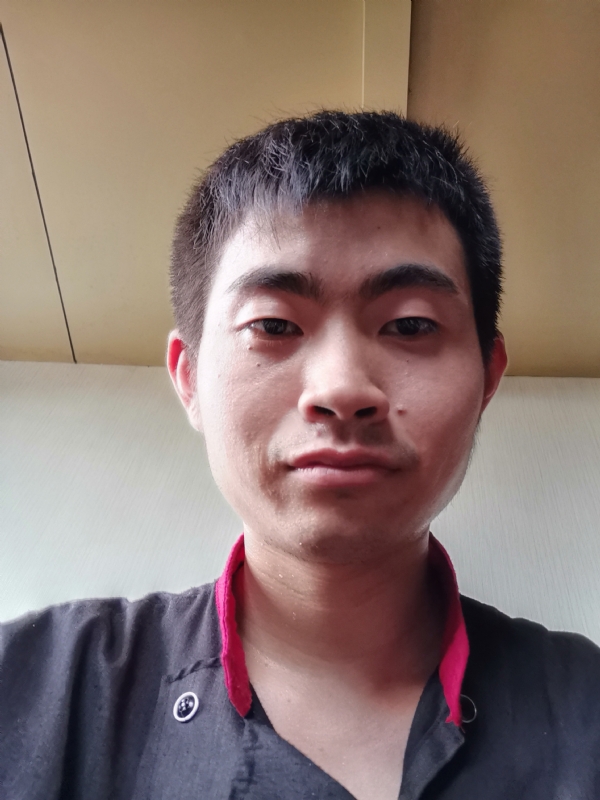 嗯的第一张照片--平和婚介网