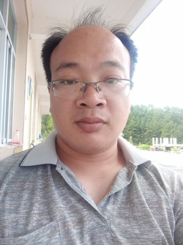 蓝色星空的第一张照片--平和婚介网