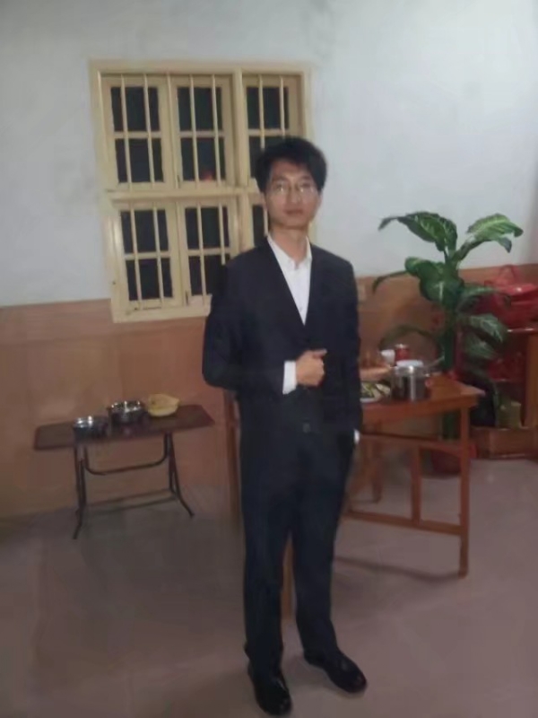 潇湘剑雨的第一张照片--平和婚介网