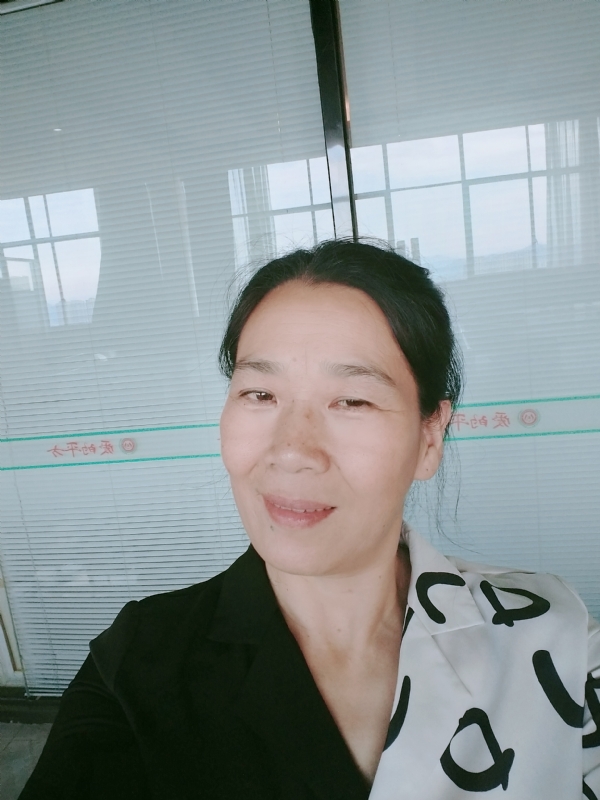 易莲的第一张照片--平和婚介网
