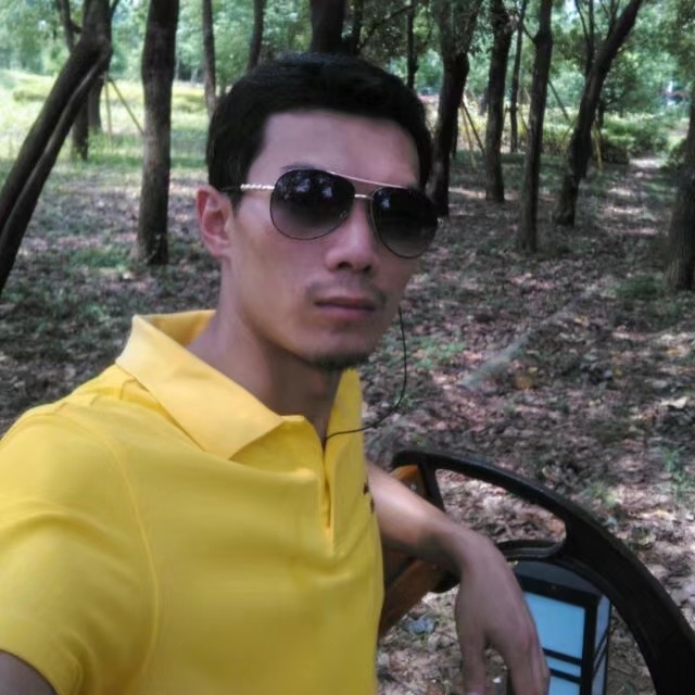 错把真心喂了狗的第二张照片--平和婚介网