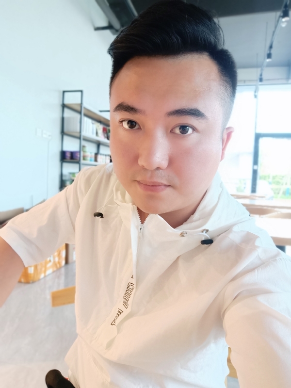 王先生的第一张照片--平和婚介网