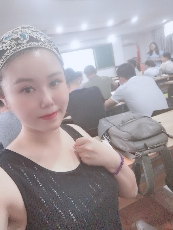 冰欣的第一张照片--平和婚介网