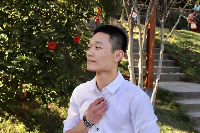 落落大方的第一张照片--平和婚介网