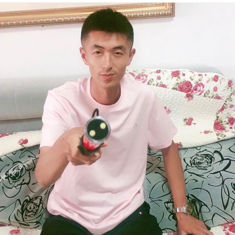 转身留下孤独的她的第二张照片--平和婚介网