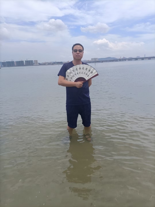 浪迹天涯的第一张照片--平和婚介网