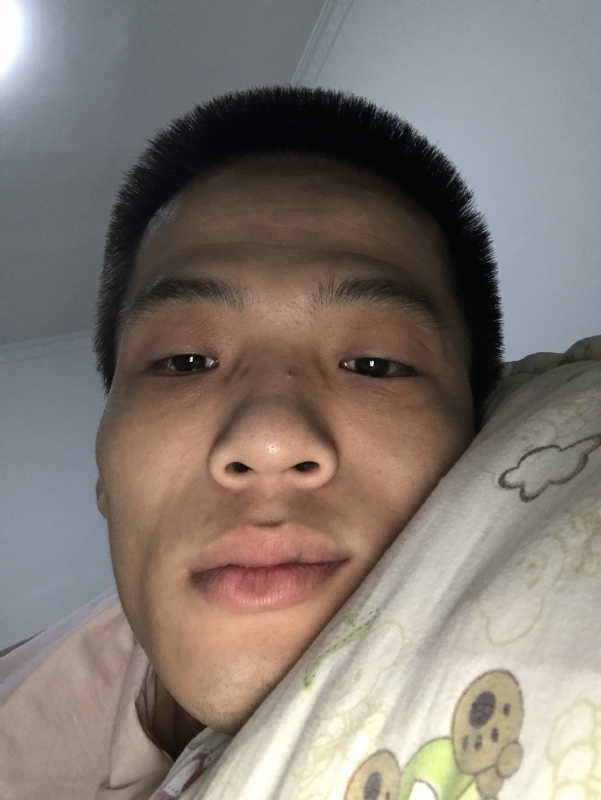 直男的第一张照片--平和婚介网