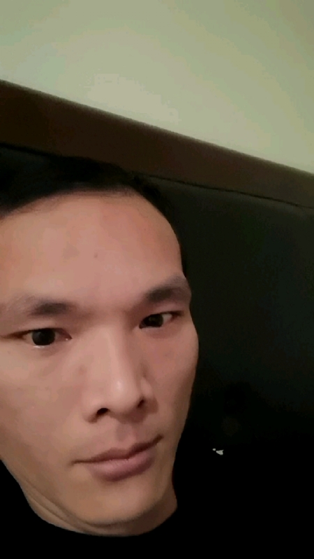 只影向谁去的第三张照片--平和婚介网
