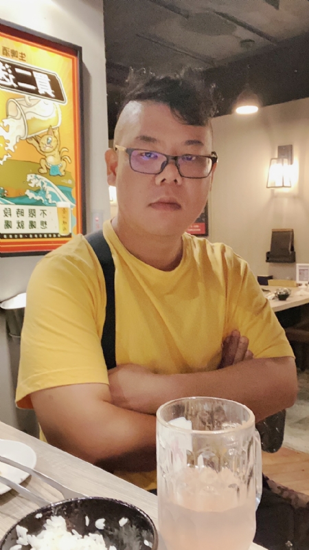 公爵的第一张照片--平和婚介网