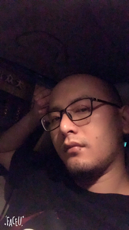 狂野的孤狼的第一张照片--平和婚介网