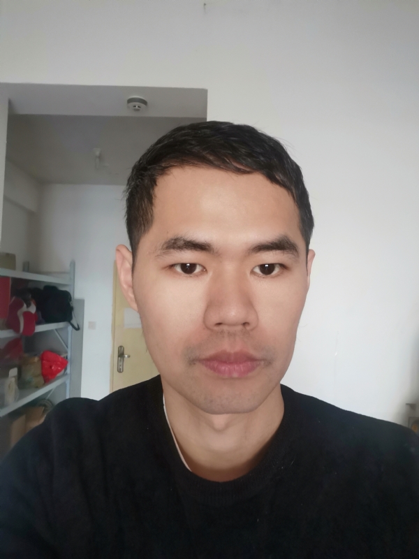 梦想在飞翔的第三张照片--平和婚介网