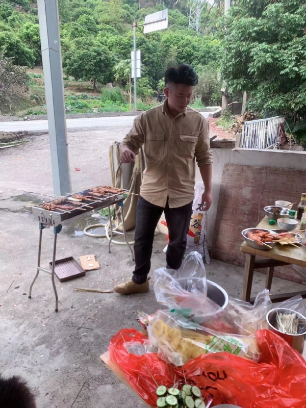 你黑我哟的第一张照片--平和婚介网