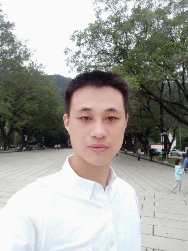 xu的第一张照片--平和婚介网