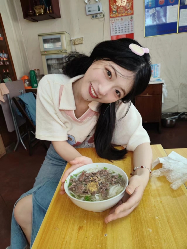甜果的第二张照片--平和婚介网