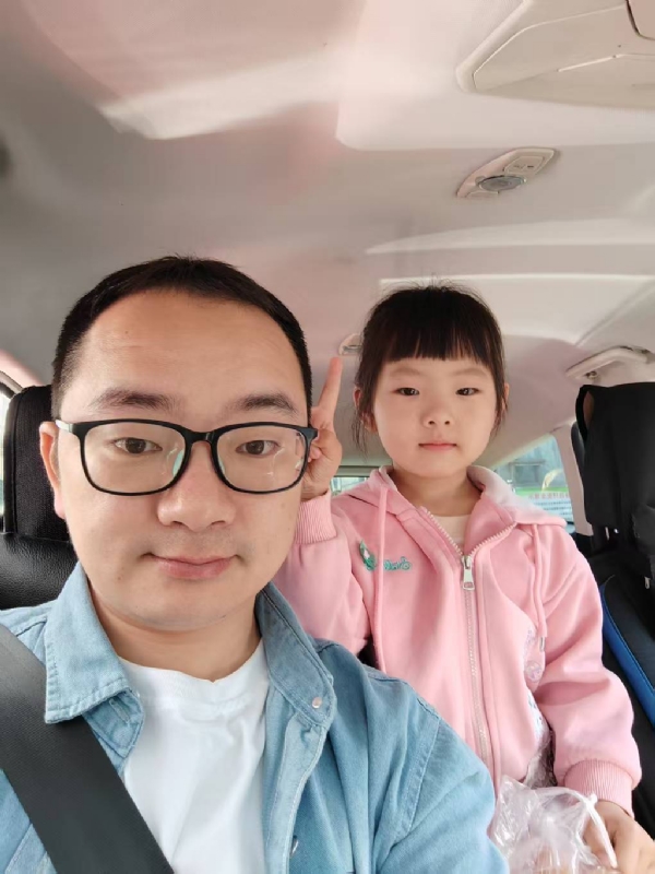 知天晓的第一张照片--平和婚介网